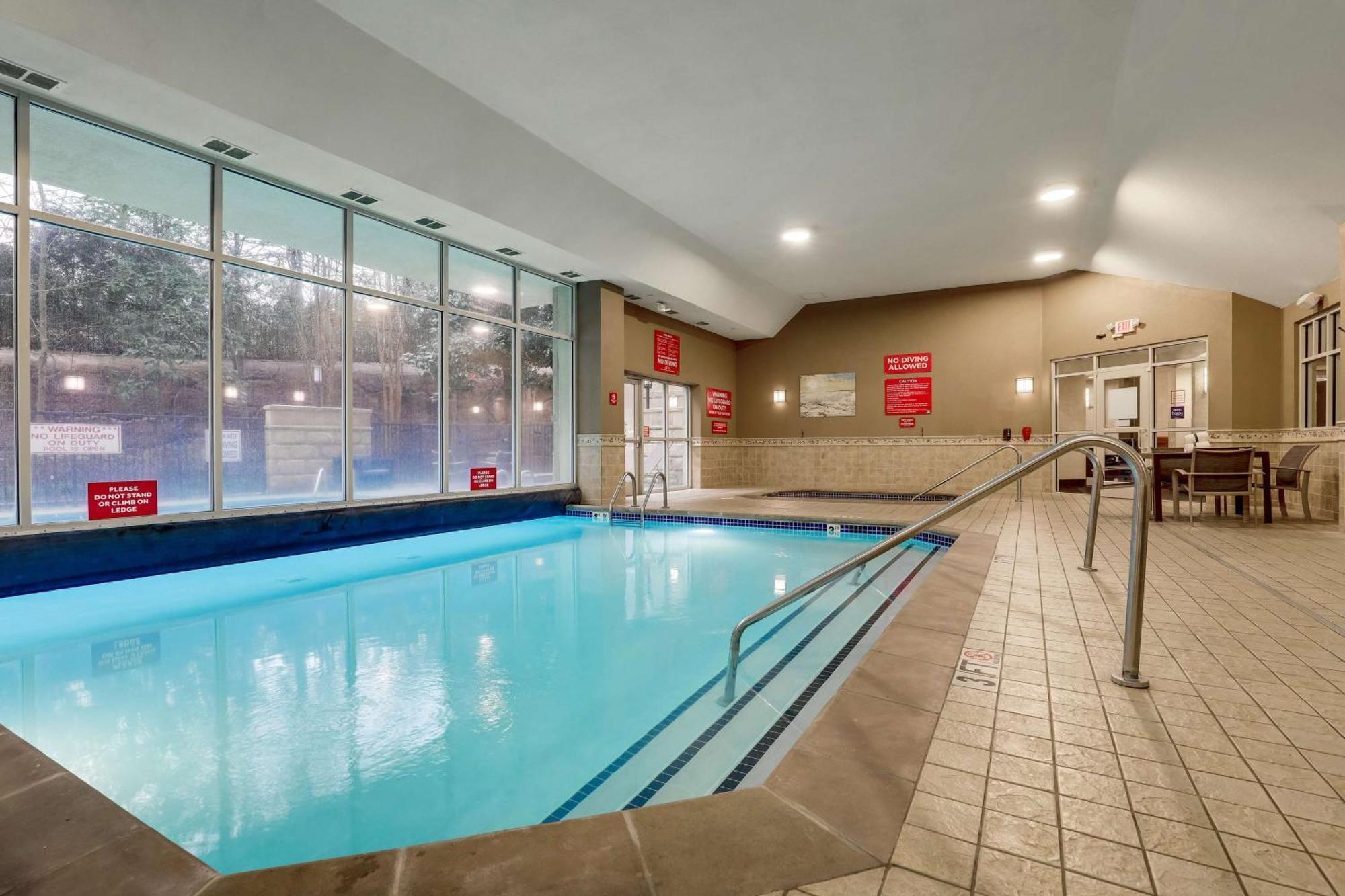 Drury Inn & Suites Charlotte Northlake Kültér fotó