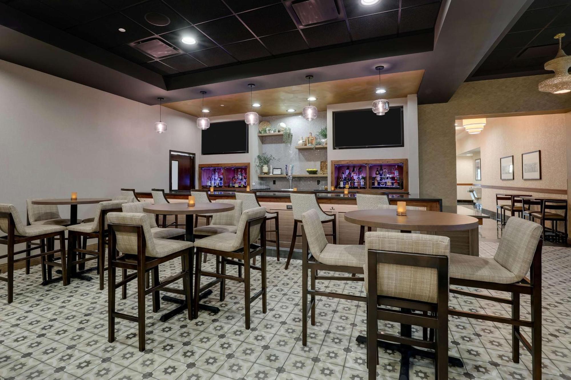 Drury Inn & Suites Charlotte Northlake Kültér fotó