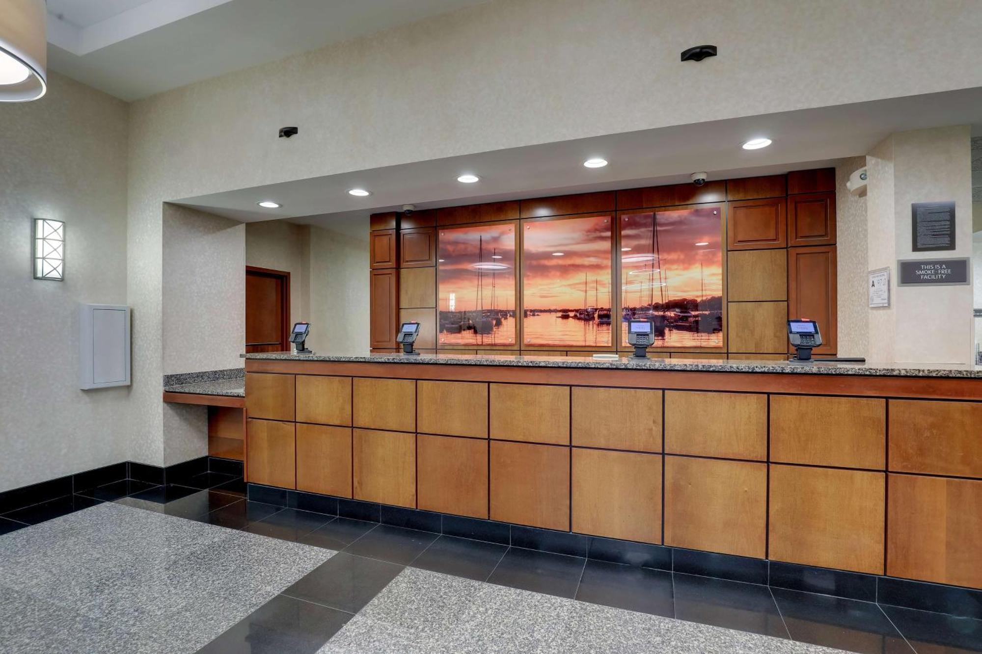Drury Inn & Suites Charlotte Northlake Kültér fotó