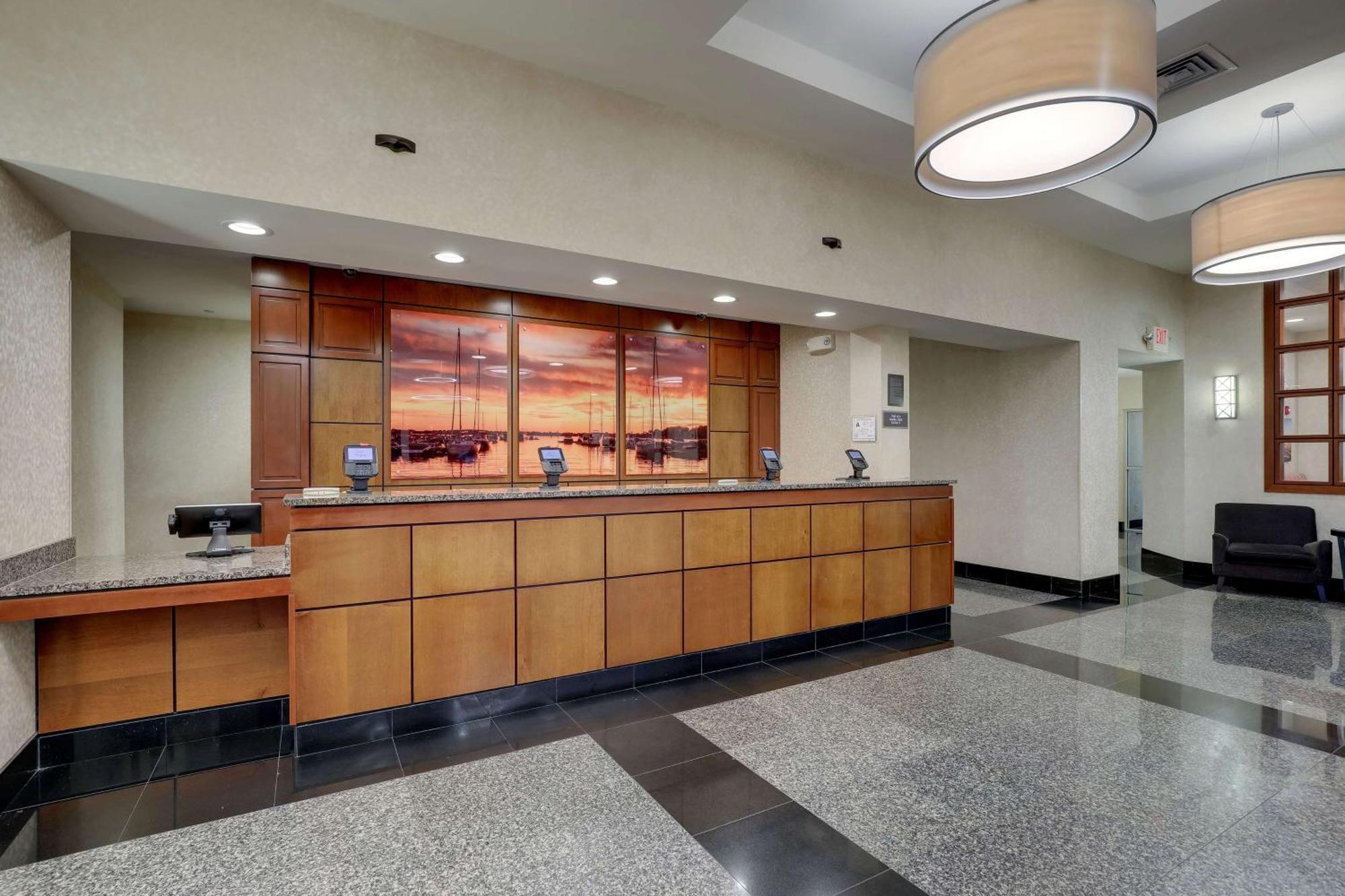 Drury Inn & Suites Charlotte Northlake Kültér fotó